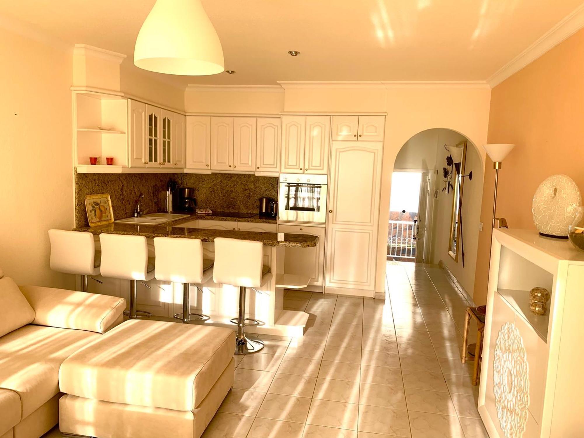 Ocean Pearl: Luxury Beachside Villa with Sea View in Los Gigantes Acantilado de los Gigantes Exterior photo