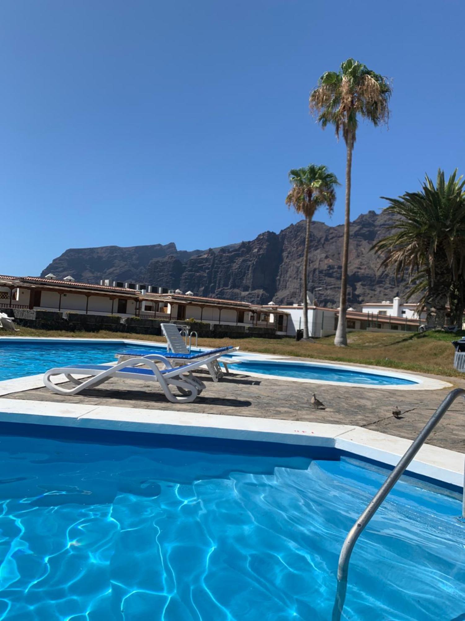 Ocean Pearl: Luxury Beachside Villa with Sea View in Los Gigantes Acantilado de los Gigantes Exterior photo