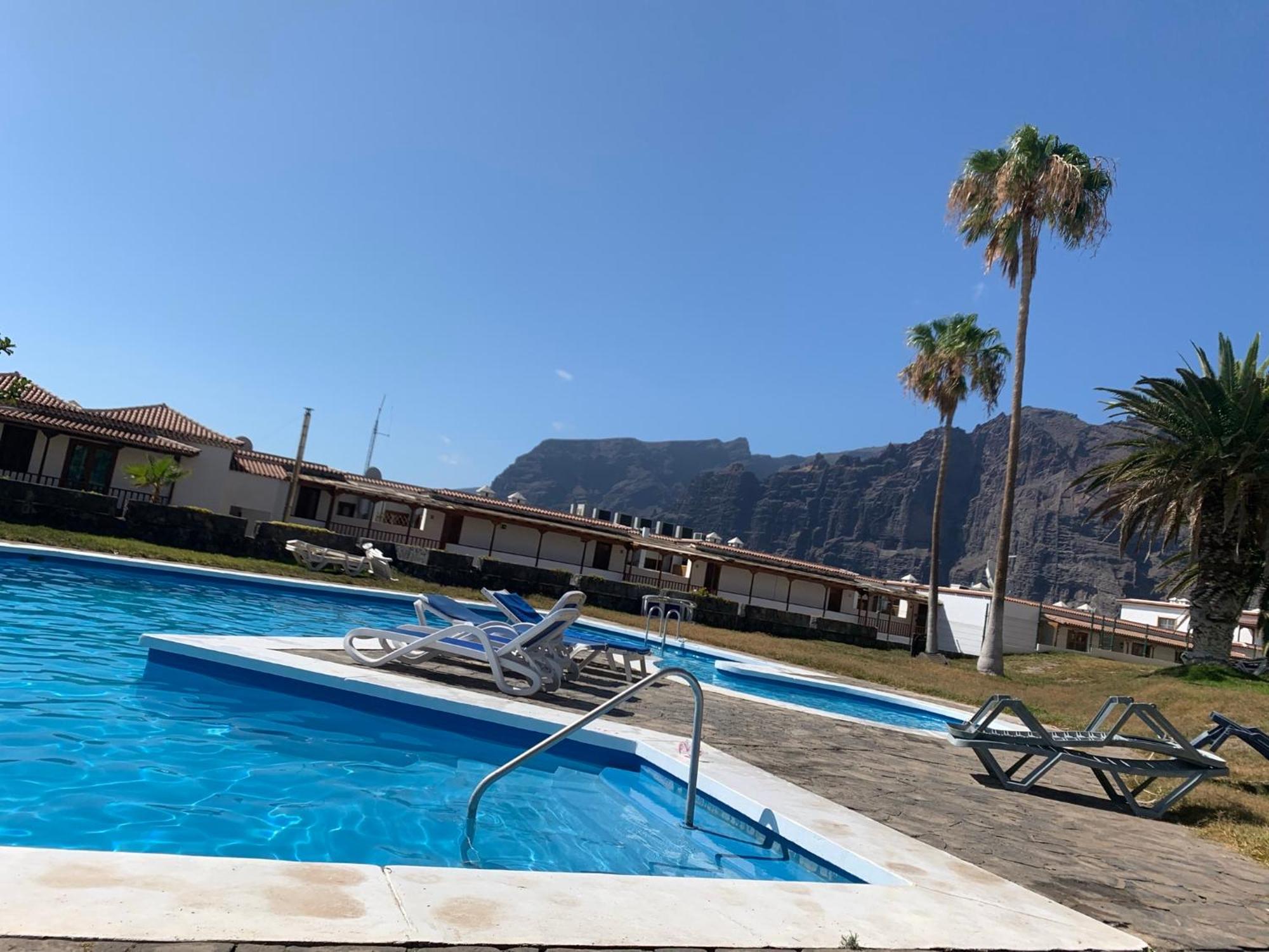 Ocean Pearl: Luxury Beachside Villa with Sea View in Los Gigantes Acantilado de los Gigantes Exterior photo